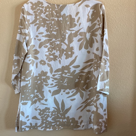 Floral Beige and White Tunic Top - Picture 2 of 4